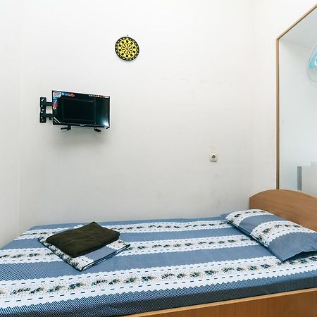 Small Room Near Independence Square Kyiv Exterior photo